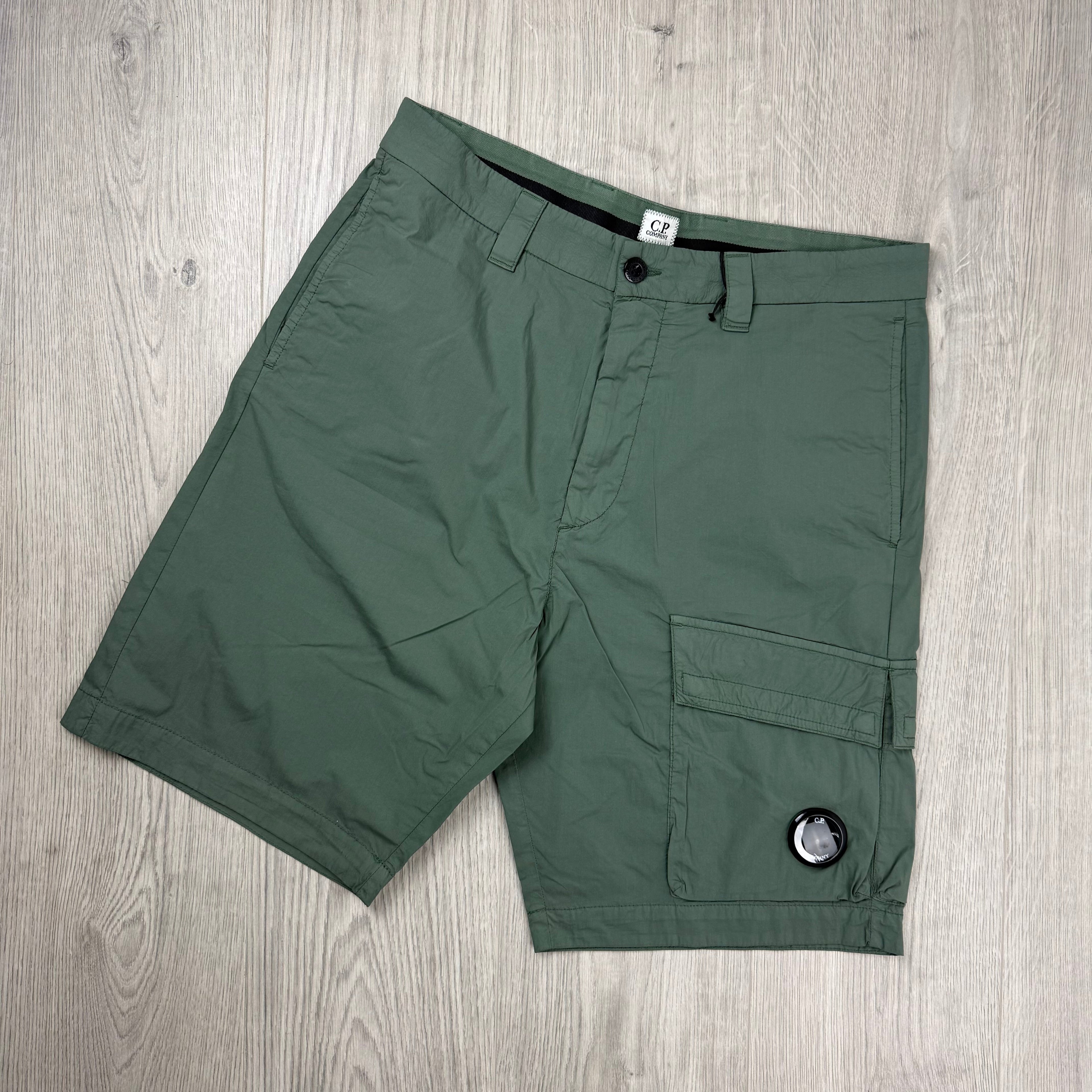 CP Company 50 Fili Cargo Shorts - Laurel Wreath